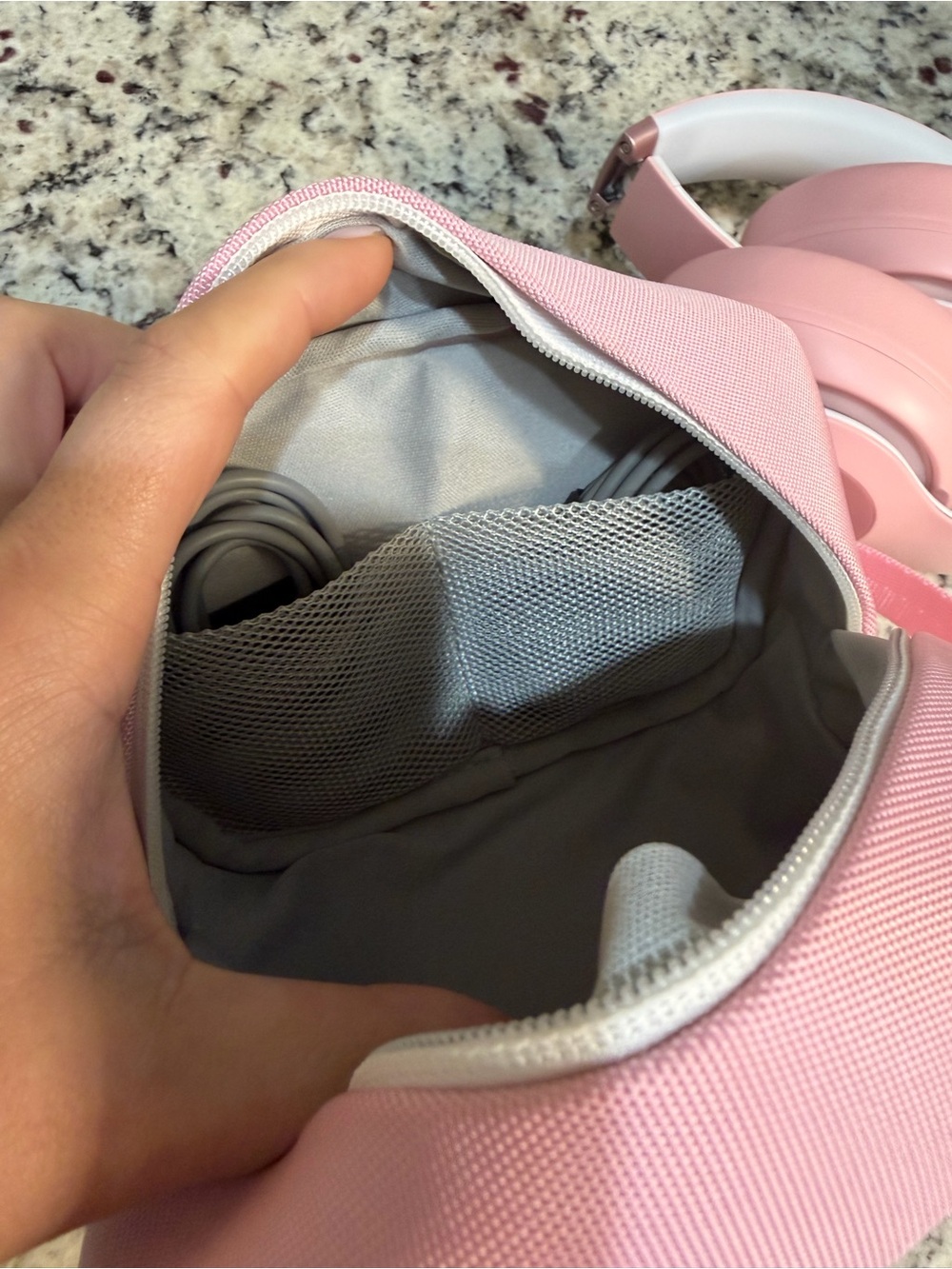 Beats Pro by Dre Pink NWOT - Picture 2 of 5